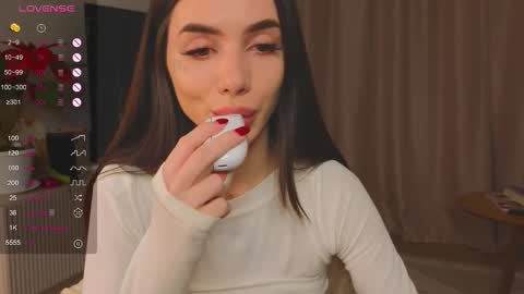 KIM online show from January 9, 4:48 am