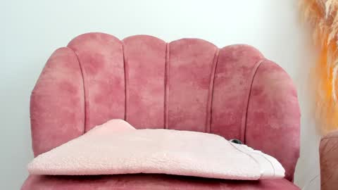 Kim Murphy online show from December 22, 2:06 pm