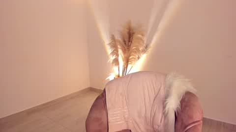 Kim Murphy online show from November 5, 11:43 am