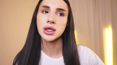 Snapshot of kim_oberlin chatting on October 21, 11:33 am Kim Oberlin online show from October 21, 11:33 am