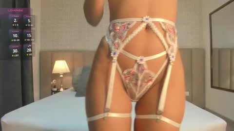 Kim online show from October 11, 1:20 pm