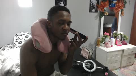 Kim  Yuk online show from December 14, 7:25 pm