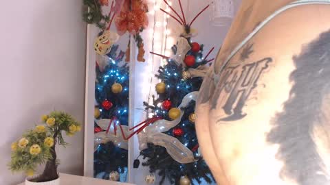 Kim  Yuk online show from December 27, 1:53 am