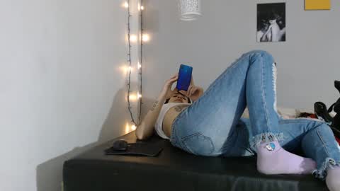 Kim  Yuk online show from January 13, 7:21 pm