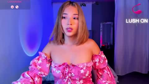 Kim online show from May 2, 5:12 am