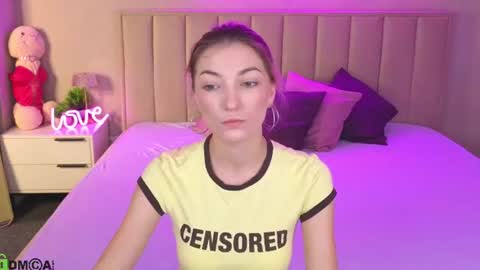 Snapshot of kimberlly_smith chatting on July 6, 11:29 pm kimberlly_smith online show from July 6, 11:29 pm