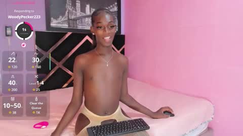 Snapshot of kimberly_ebonny chatting on December 20, 5:47 am kimberly_ebonny online show from December 20, 5:47 am