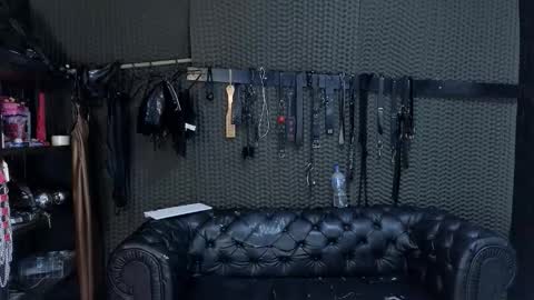 Snapshot of kimberly_swan_ chatting on November 4, 11:37 pm KIMBERLY SWAN online show from November 4, 11:37 pm