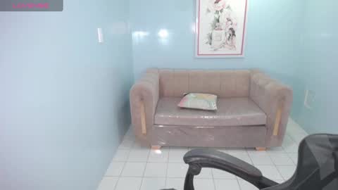 Snapshot of kimberly_thomson_t chatting on December 29, 1:49 pm kimberly online show from December 29, 1:49 pm