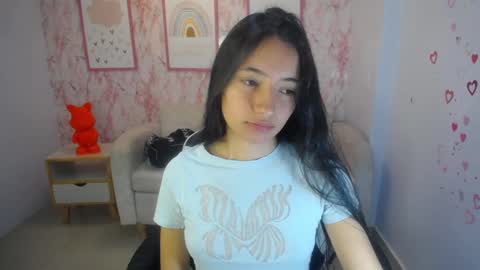 Snapshot of kimberly_thomson_t chatting on September 12, 10:48 am kimberly online show from September 12, 10:48 am