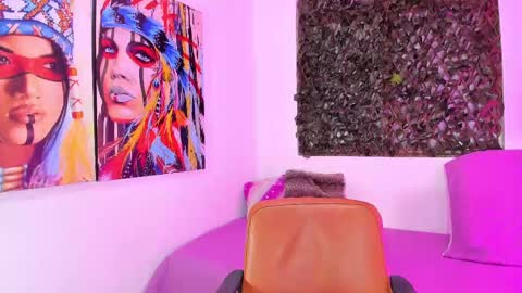 kimberly_thonson online show from February 11, 8:20 pm