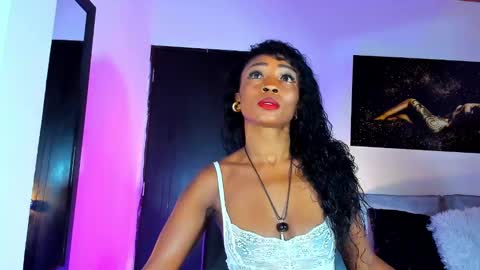 Snapshot of kimberlybanks2 chatting on January 10, 11:33 am Kimberly Banks online show from January 10, 11:33 am