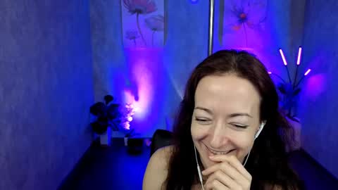 Snapshot of kimberlyray777 chatting on February 9, 4:40 pm Kimberly online show from February 9, 4:40 pm