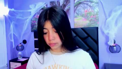 Kimberly Villalobos online show from October 17, 11:46 am