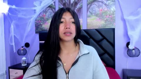 Kimberly Villalobos online show from October 30, 11:33 am