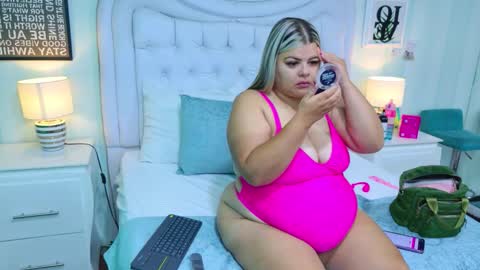 Snapshot of kimbrookss chatting on October 6, 11:07 am KimBrooks online show from October 6, 11:07 am