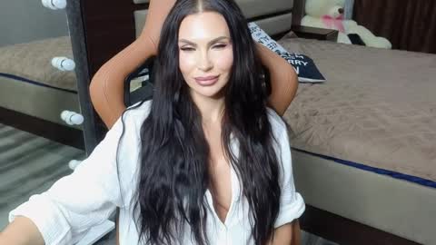 Snapshot of kimdavisbaby chatting on March 5, 3:18 pm KIm online show from March 5, 3:18 pm