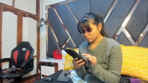 Kimy online show from February 6, 1:36 pm