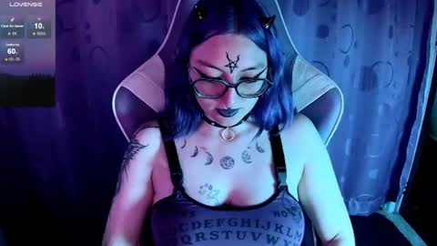 Snapshot of kimlennox_ chatting on September 26, 1:26 pm   online show from September 26, 1:26 pm