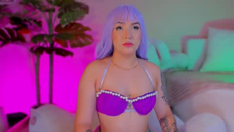 Snapshot of kimm_rosee chatting on November 2, 1:57 pm Kim online show from November 2, 1:57 pm