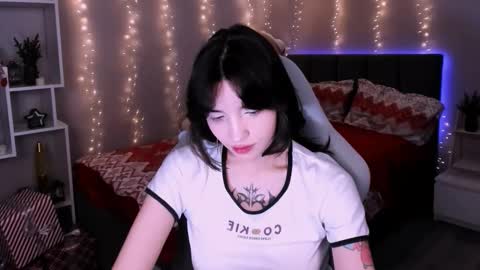 kimm wong online show from December 19, 6:53 am