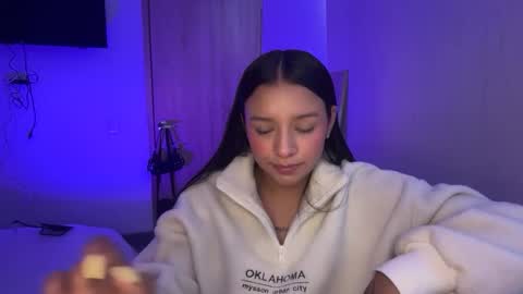 kimmi online show from May 27, 2:58 pm