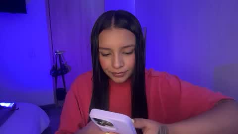 kimmi online show from May 29, 2:26 pm