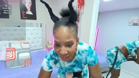 Kim online show from October 12, 11:53 am