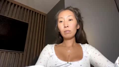 Snapshot of kimmy_sunn chatting on September 19, 8:20 pm Kimmy online show from September 19, 8:20 pm