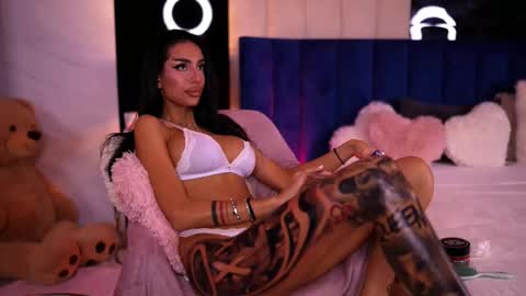 Kim online show from November 26, 3:02 pm