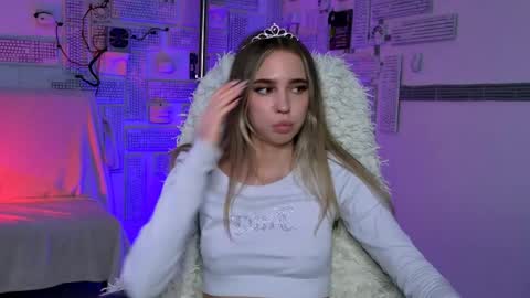 kimporins online show from April 4, 12:35 pm