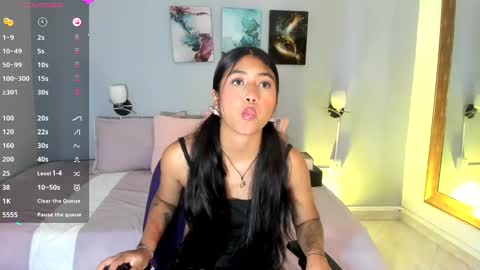 Snapshot of kimtayloor chatting on October 1, 7:31 pm Kim online show from October 1, 7:31 pm