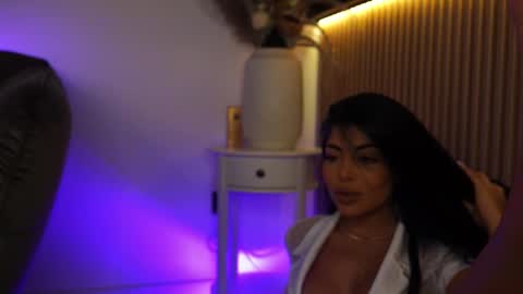 Andreea online show from September 12, 6:30 pm