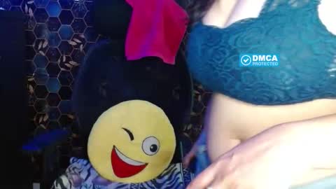 Snapshot of kinderrjoy chatting on October 31, 5:52 am kinderrjoy online show from October 31, 5:52 am