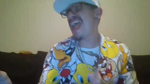 Snapshot of king761987 chatting on September 28, 3:01 am king761987 online show from September 28, 3:01 am