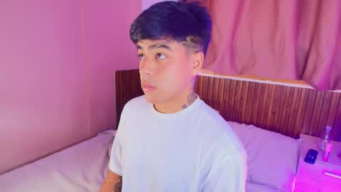 king  help me reach 100 likes online show from January 9, 8:10 pm