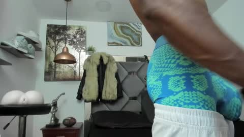 HOT MEN BLACK online show from December 28, 10:23 pm