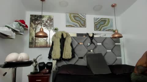 HOT MEN BLACK online show from January 27, 2:10 am