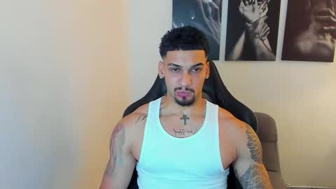 Snapshot of king_of_kings__ chatting on September 25, 10:57 pm king_of_kings__ online show from September 25, 10:57 pm
