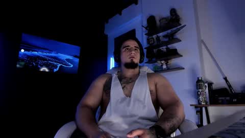 Snapshot of kingbear777 chatting on September 21, 1:57 pm King Bear online show from September 21, 1:57 pm