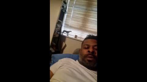 Snapshot of kingblackcock1978 chatting on February 15, 12:11 pm kingblackcock1978 online show from February 15, 12:11 pm