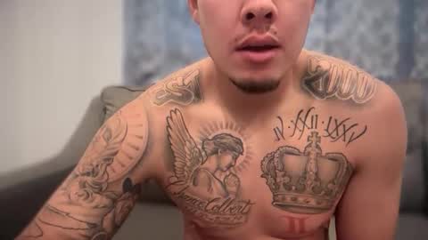 Snapshot of kingcock03039 chatting on December 21, 6:04 pm kingcock03039 online show from December 21, 6:04 pm