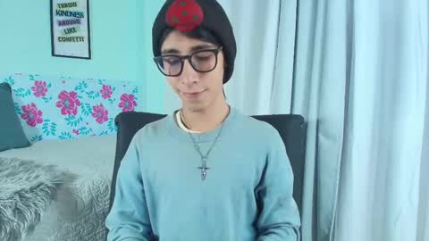 Snapshot of kingdanny_8 chatting on October 17, 2:26 am kingdanny_8 online show from October 17, 2:26 am