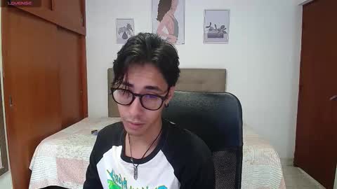 kingdanny_8 online show from December 19, 5:14 am