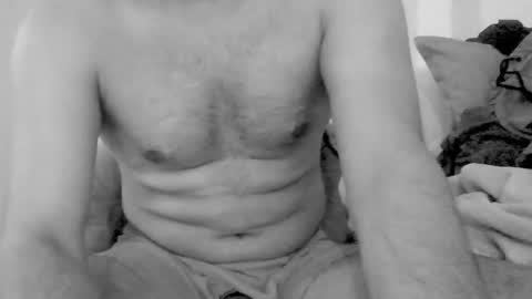 kingindisguise69 online show from February 15, 10:21 pm