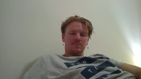 Kinglegg online show from December 27, 2:25 am