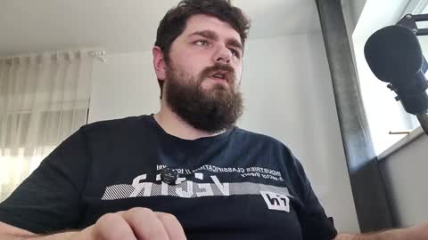 Snapshot of kingmarti chatting on January 27, 11:43 am Marti online show from January 27, 11:43 am