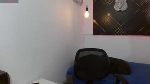 Snapshot of kingoftemptation chatting on March 2, 5:08 am KING online show from March 2, 5:08 am