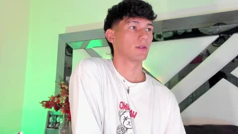 Snapshot of kingparker1 chatting on January 30, 5:09 am A L E X online show from January 30, 5:09 am