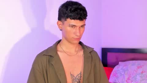 Snapshot of kingparker1 chatting on September 15, 4:18 pm A L E X online show from September 15, 4:18 pm